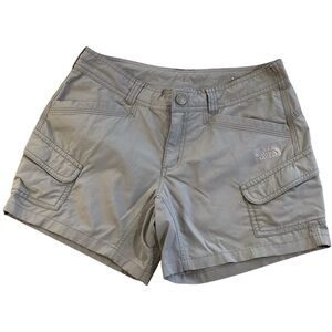 The North Face Women’s Nylon 4” Cargo Shorts, Grey Color -‎ Size 2